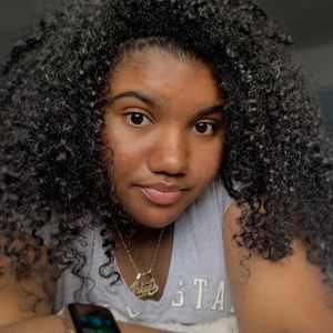 Meet your Posher, Aleah